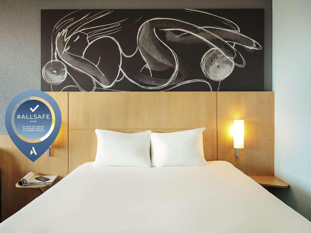 Hotel Ibis Strasbourg Centre Petite France Exterior foto