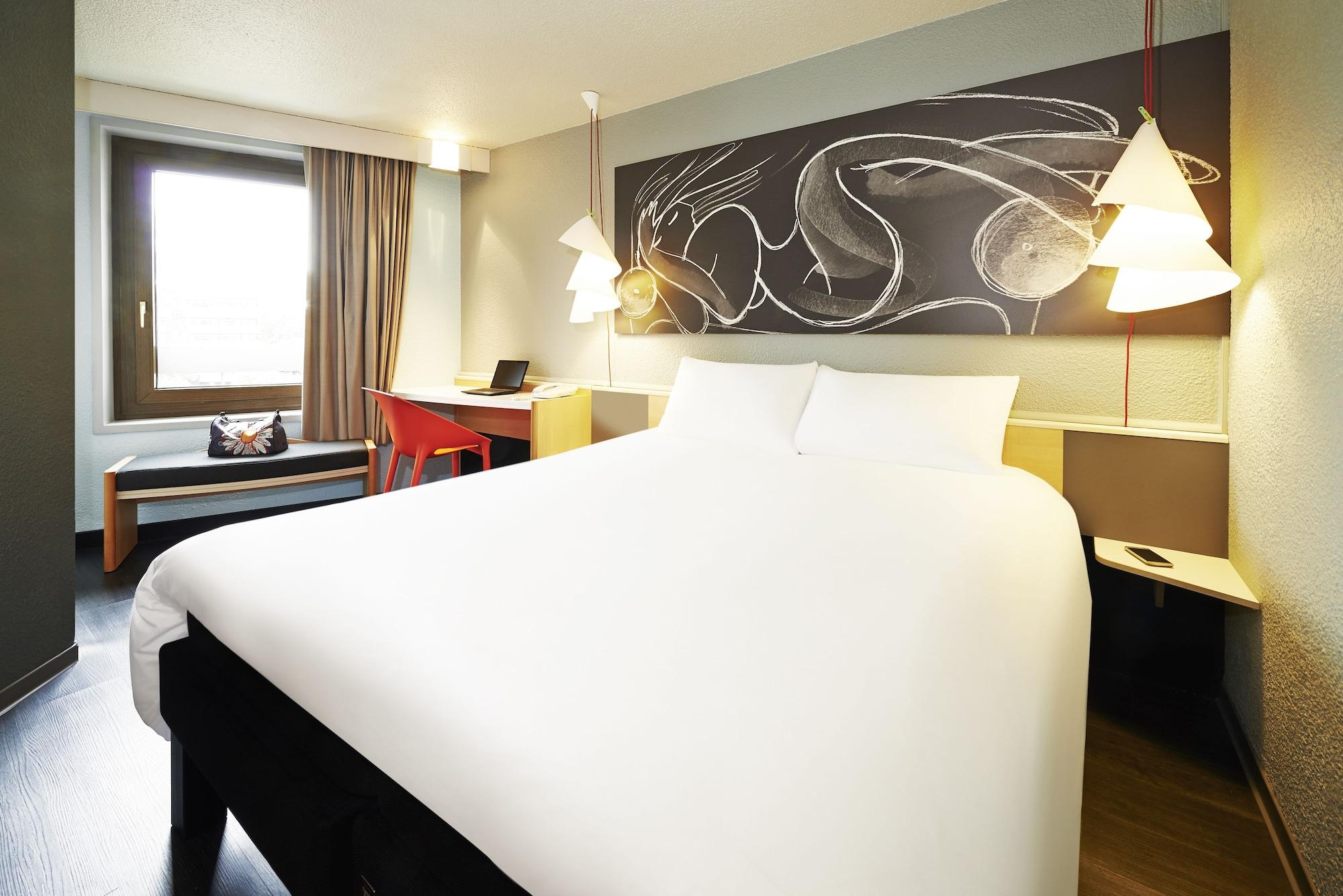 Hotel Ibis Strasbourg Centre Petite France Exterior foto