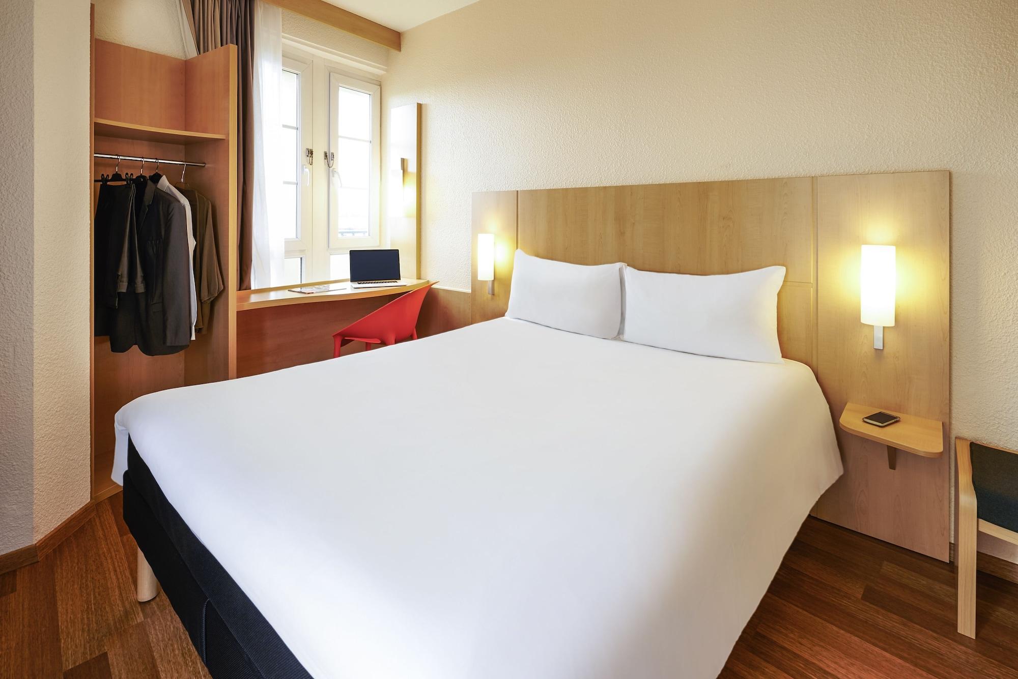Hotel Ibis Strasbourg Centre Petite France Exterior foto