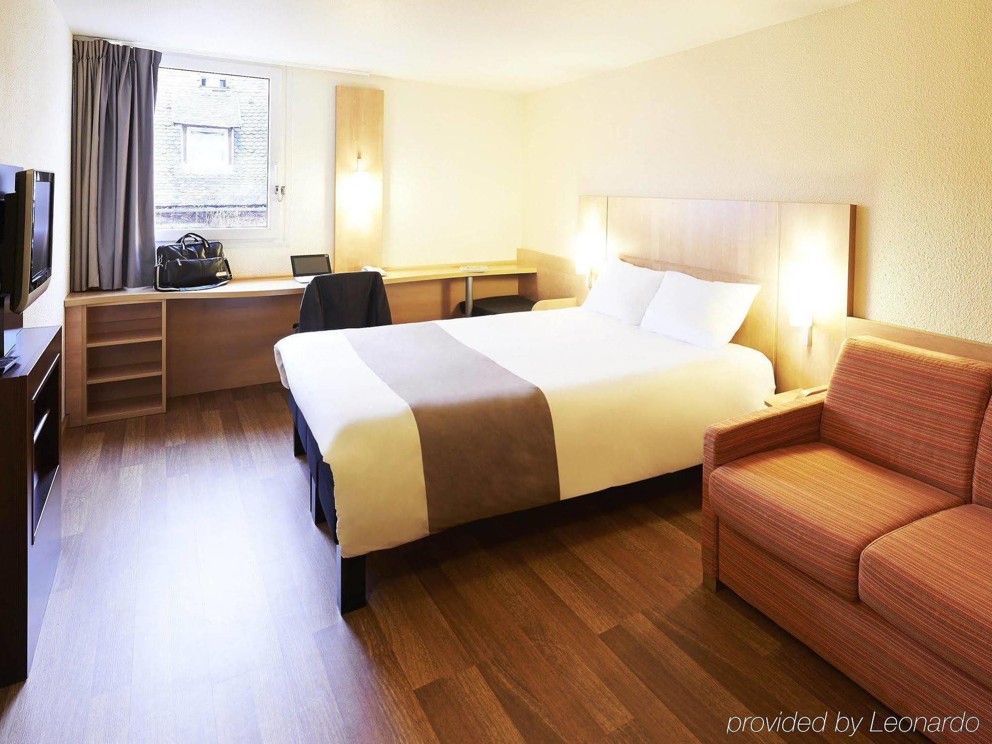 Hotel Ibis Strasbourg Centre Petite France Exterior foto